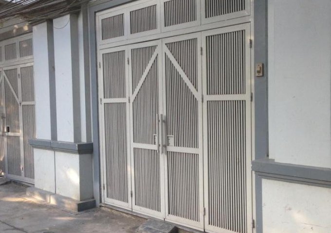 Cho thuê nhà ngõ 101, phố Đê Tô Hoàng, Hai Bà Trưng, Hà Nội, DT 25m2, 4 tầng, giá 7tr/th