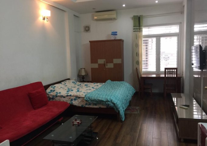 Cho thuê căn hộ dịch vụ phố Cát Linh, DT từ 35m2 loại 1 PN đến 3 PN, LH: 0989862204