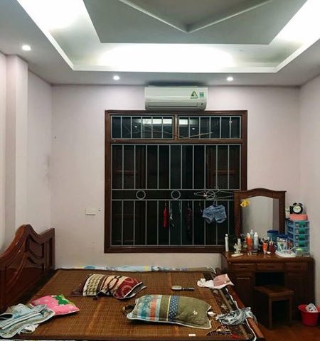 Bán nhà trong ngõ 512 Kim Mã, quận Ba Đình gần công viên, ngõ ô tô tránh, DT 30m2, 4 tầng