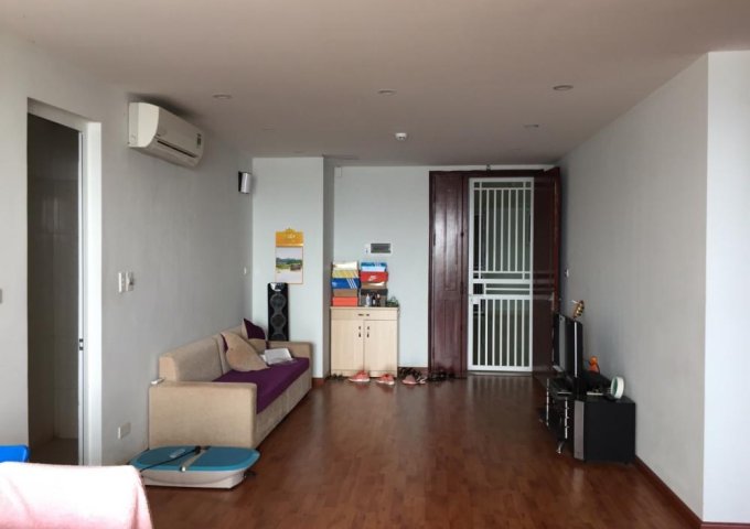 CT6 Yên Hòa cần cho thuê căn hộ chung cư 2 phòng ngủ, gần đủ đồ. Giá: 8.5 tr/th