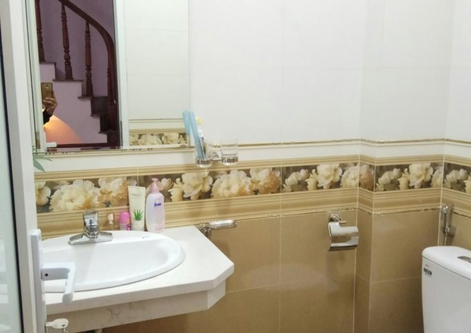 Bán nhà ngõ 762 Bạch Đằng, Hai Bà Trưng, DT 50m2, 4 tầng, 2 mặt thoáng giá 3.1 tỷ