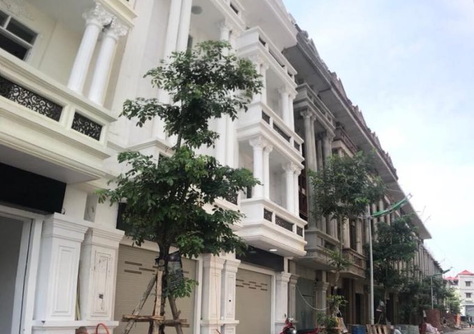 Bán shophouse Như Quỳnh Center giá gốc CĐT, nhận ngay nhà đã bàn giao và sổ đỏ. LH 0943357644