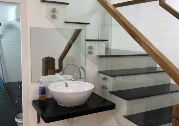 Bán nhà 175 Trần Xuân Lê, quận Thanh Khê, nhà DTĐ 102m2, có 2 căn, hướng Tây