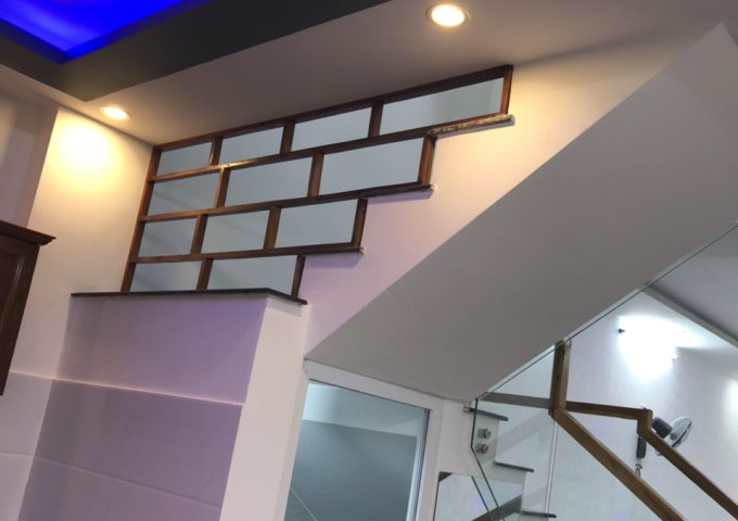 Bán nhà 175 Trần Xuân Lê, quận Thanh Khê, nhà DTĐ 102m2, có 2 căn, hướng Tây