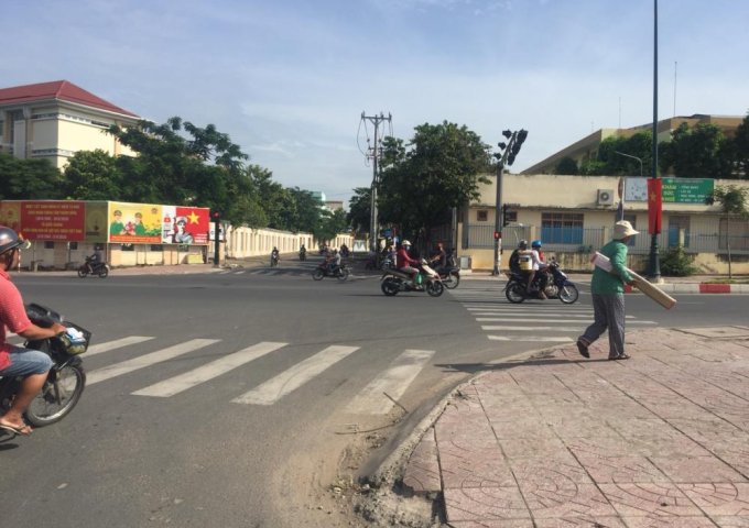 Bán nhà mặt tiền đường 442, Tăng Nhơn Phú A, Quận 9, 6.5tỷ/109m2