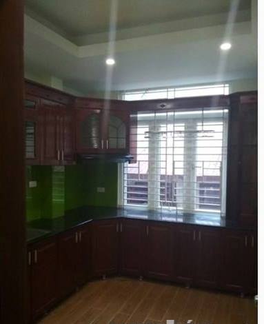 Cho thuê nhà riêng tại phường Đội Cấn, Ba Đình, Hà Nội diện tích 30m2, giá 14 triệu/tháng