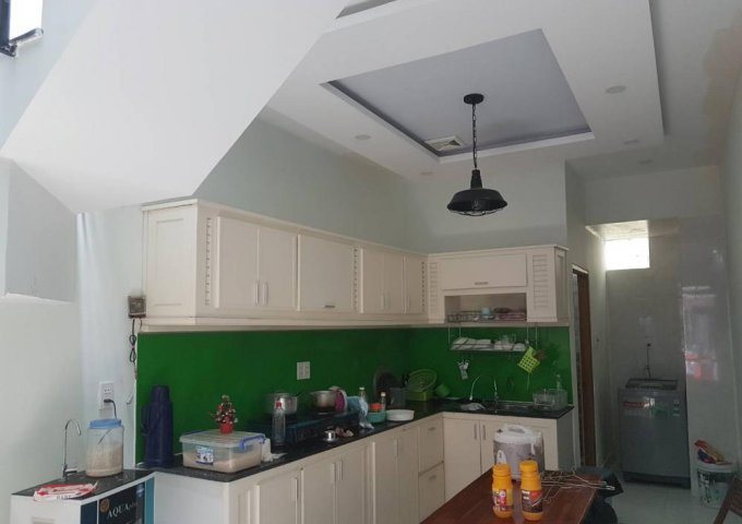 Chính chủ cần bán ngôi nhà 2 tầng kiệt 121 Nguyễn Chí Thanh, Hải Châu 1