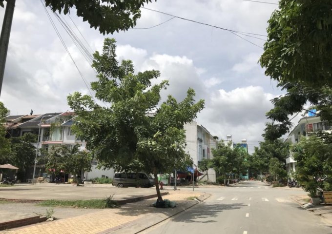 Cần bán gấp lô đất dự án Springtown Phước Long B, Quận 9, 6,8tỷ/100m2