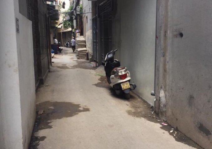 Bán đất có nhà cấp 4 đang cho thuê 39.8m2 tại ngách 52/25/47 đường Mỹ Đình