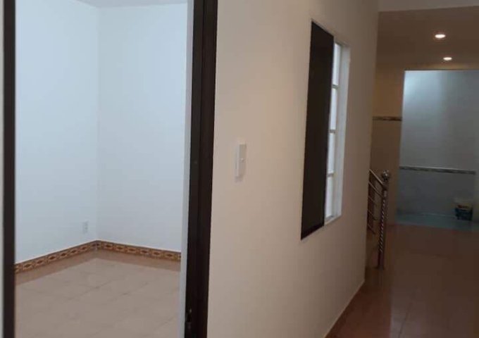 Bán nhà có 2 tầng đúc kiệt 70 Lê Thị Tính, Thanh Khê, DT 65.5m2