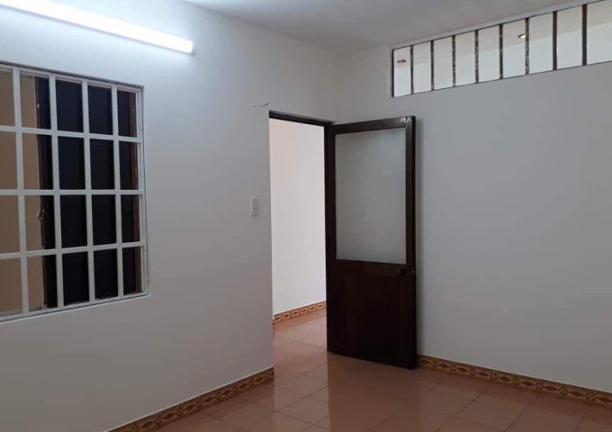 Bán nhà có 2 tầng đúc kiệt 70 Lê Thị Tính, Thanh Khê, DT 65.5m2