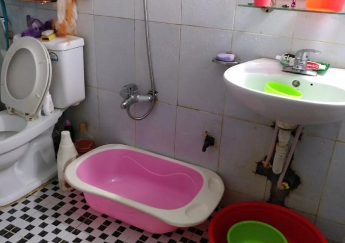 Bán nhà trong làng Mễ Trì Hạ, đường Đỗ Đức Dục