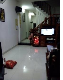 Bán nhà 135/6E Hòa Hưng,p12,q10,48m2,4L đúc gần CLB Lan Anh