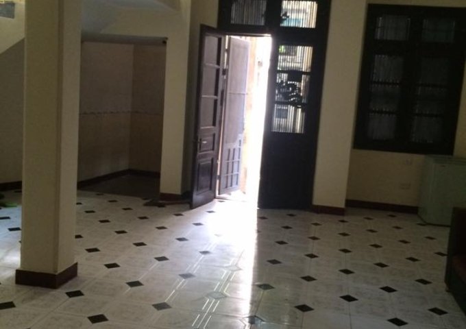 Bán nhà ngõ 444 Đội Cấn, DT 66m, 4 tầng, MT 5m giá bán 4,3 tỷ ngõ thông ô tô