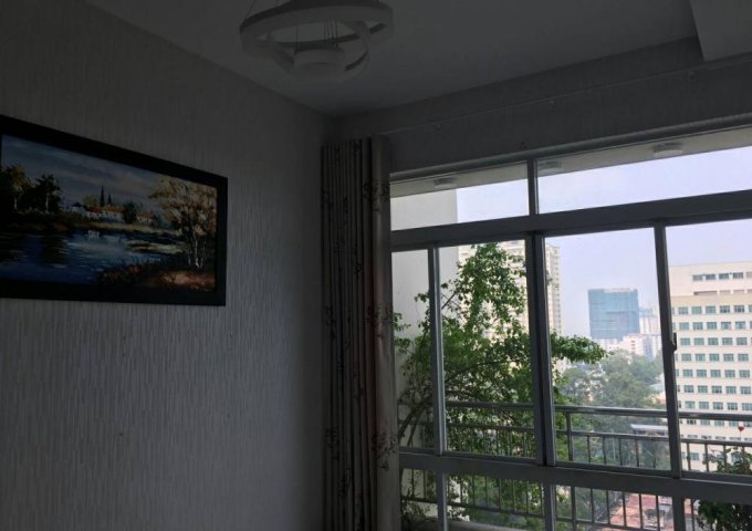 Cho thuê căn hộ chung cư Tản Đà Court, Quận 5, TP. HCM, diện tích 74m2, giá 15 triệu/tháng