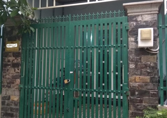 Bán nhà mới ngay đối diện trường THPT Đào Sơn Tây, P. Linh Xuân, Thủ Đức