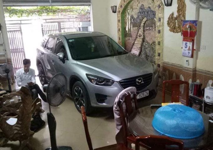 Bán nhà phân lô khu 72 hecta, mặt tiền 6,6m, ô tô vào nhà, thoáng trước sau