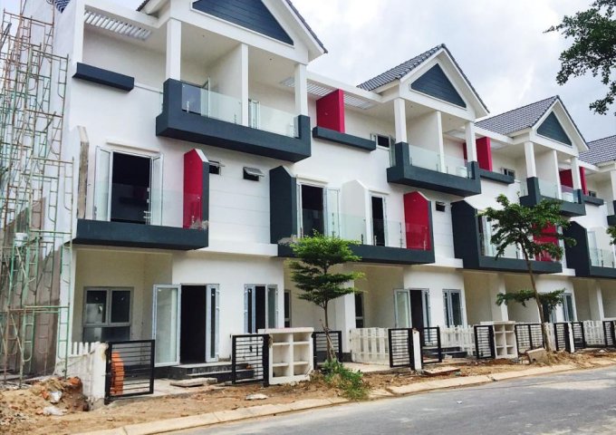 Bán shophouse mặt tiền sông dự án Valencia, phường Phú Hữu, Quận 9