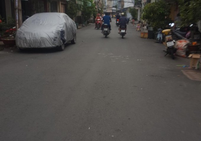 Bán nhà hẻm 76/ Xóm Đất, P8, Q11, DT 3,2x12m, trệt, 2 lầu đúc, giá 5.2 tỷ