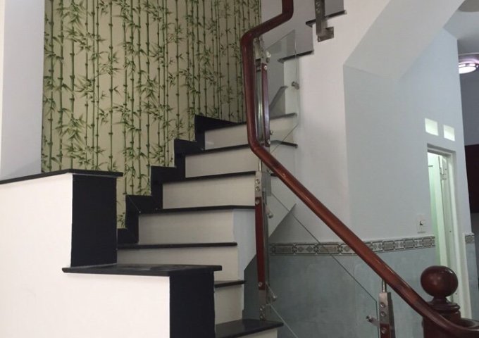 Bán nhà chính chủ 205/8 đường Số 8, P11, Gò Vấp, DT: 3x10m, giá 2,68 tỷ