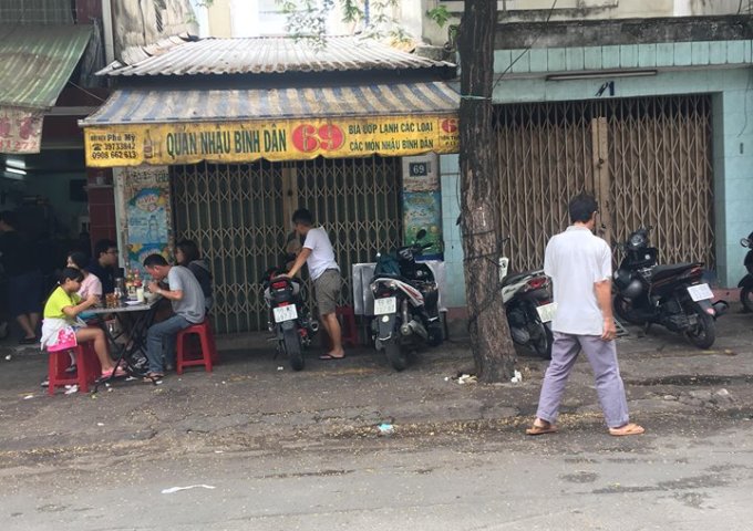 Bán nhà mặt phố tại đường Tôn Thất Hiệp, phường 13, quận 11, Tp. HCM, diện tích 65m2