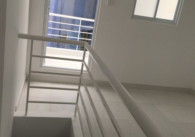 Bán nhà 55/1 Nguyễn Trọng Tuyển, Phường 15, Phú Nhuận