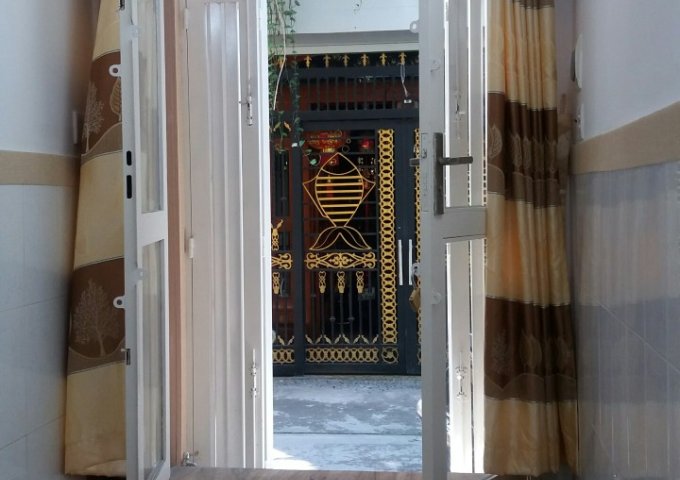 Bán nhà hẻm 263 Nguyễn Đình Chiểu, P5, Q3. DT: 2x9m, giá 3,3 tỷ TL