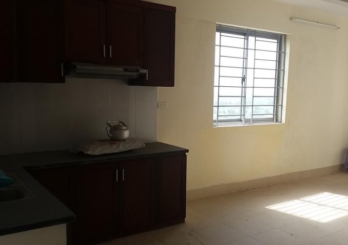 Bán chung cư KĐT Kiến Hưng, tòa 19T3, căn góc tầng 15, 70m2, 15 triệu/m2, 0972101947