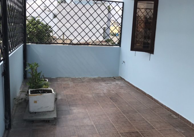 Bán nhà 513/1A Phạm Văn Bạch, P. 15, Tân Bình