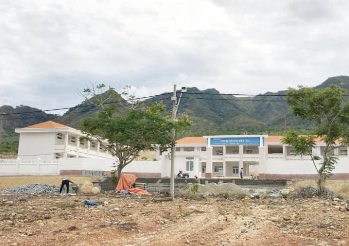 Bán đất tái định cư Đất Lành Nha Trang, diện tích lớn, giá chỉ 10 triệu/m2
