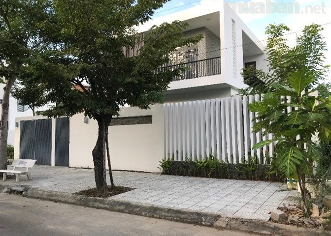 Bán biệt thự hai tầng Nguyễn Lữ, khu đô thị Nam Việt Á, Q. Ngũ Hành Sơn, Đà Nẵng