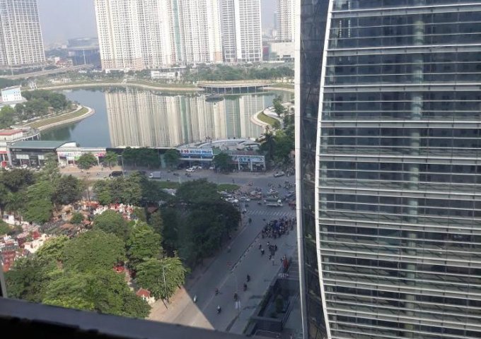 Bán căn hộ 2 phòng ngủ 70m2 tòa nhà 198 Nguyễn Tuân, gần công viên nhân chính 1.8 tỷ