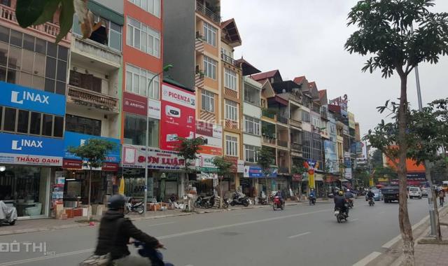 Chính chủ bán nhà mặt phố Lê Thanh Nghị 50m2, 15 tỷ, hiệu suất kinh doanh cao