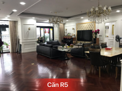 Chính chủ bán 2 căn hộ tòa R5 và R2B Royal City, Thanh Xuân, Hà Nội 