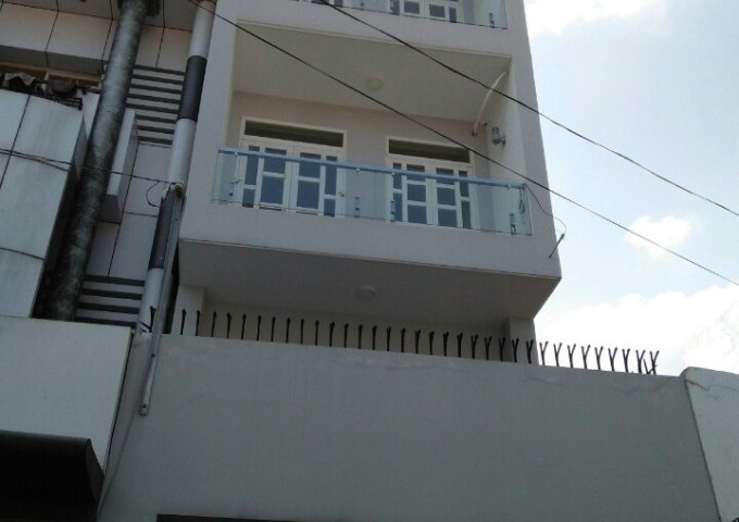 Bán nhà Phường 17, DT 5x13m, trệt, 3 lầu, ST, đường Nguyễn Cửu Vân, giá: 12,5 tỷ.
