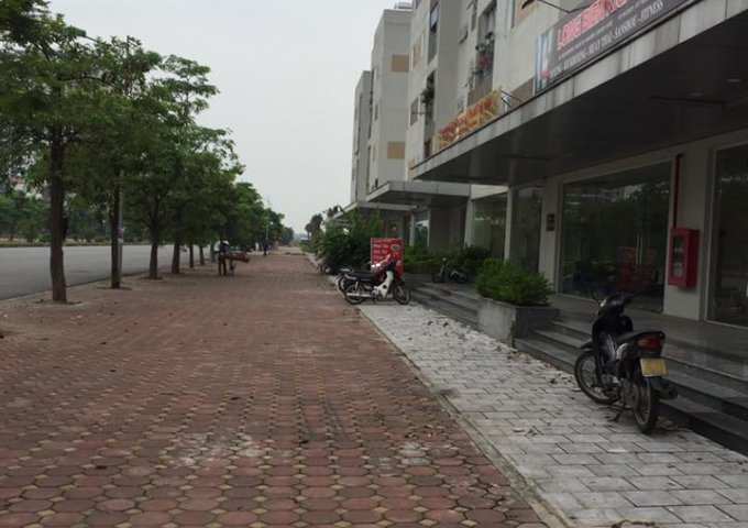 Cho thuê cửa hàng, ki ốt tại KĐT Việt Hưng, Long Biên, Hà Nội diện tích 70m2, giá 12 triệu/tháng