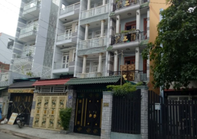 Bán nhà cực đẹp mặt tiền Nguyễn Văn Đậu, DTSD 420m2, DT 4,3 x 24, giá 18.5 tỷ