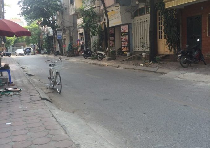 Nhà mặt phố Nguyễn Viết Xuân, Hà Đông, 4 tầng, giá 2,75 tỷ