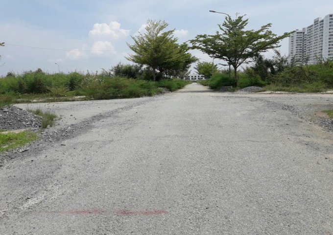 Bán lô đất sổ đỏ KDC Cát Lái, dãy C5-12, DT 5x22m, đường 12m thông, giá 36 triệu/m2. 0934820128