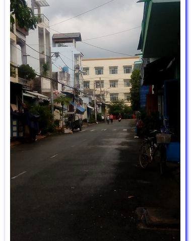 Nhà mặt tiền đường Dân Chủ, P. Tân Thành, 4x10m, 1 lầu ST, giá 5.35 tỷ TL