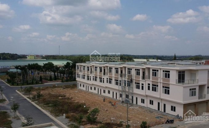 Cần tiền nên bán gấp lô đất trung tâm thương mại Phước Thái, Biên Hòa