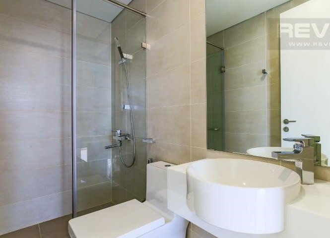 Bán căn hộ Masteri Millennium tầng cao chân cầu Ông Lãnh LH 0901741217