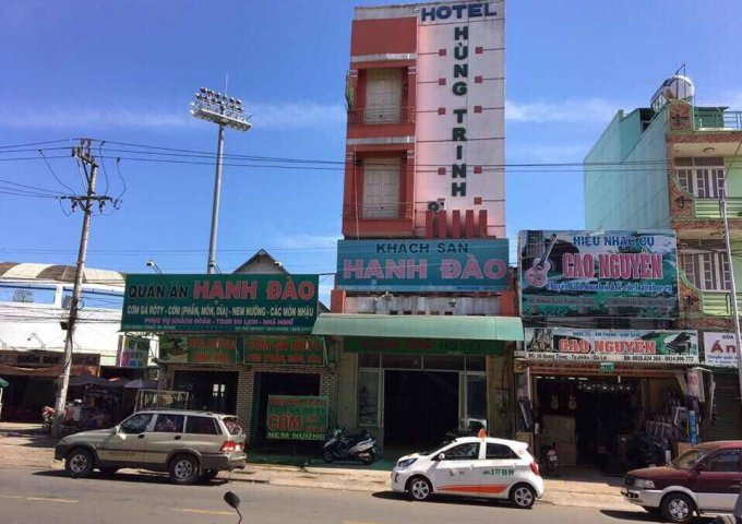 Cho thuê nhà mặt phố gần Quang Trung, trung tâm thành phố Pleiku, Gia Lai, giá 40tr/th