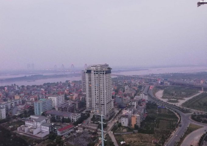 Bán căn góc chung cư Lạc Hồng, view thẳng cầu Nhật Tân, sông Hồng - Lh: 0974606535