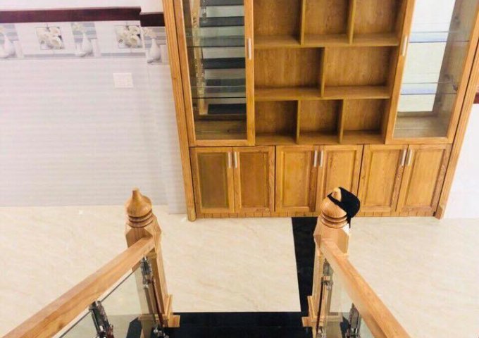 Bán nhà 28 Phạm Văn Chiêu Gò Vấp.DT 5.3m x12m giá 6.2 tỷ(đúc 4 lầu) Sổ hồng chính chủ