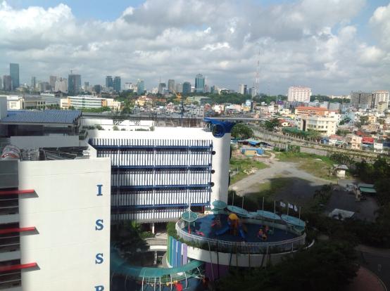 THỔ ĐỊA Saigon Pearl bán căn 3PN Topaz 2, 135m2, full nội thất, view vinhome, giá: 5.1tỷ. Cháu thổ địa: 0902 847 816 ( Zalo, Viber)
