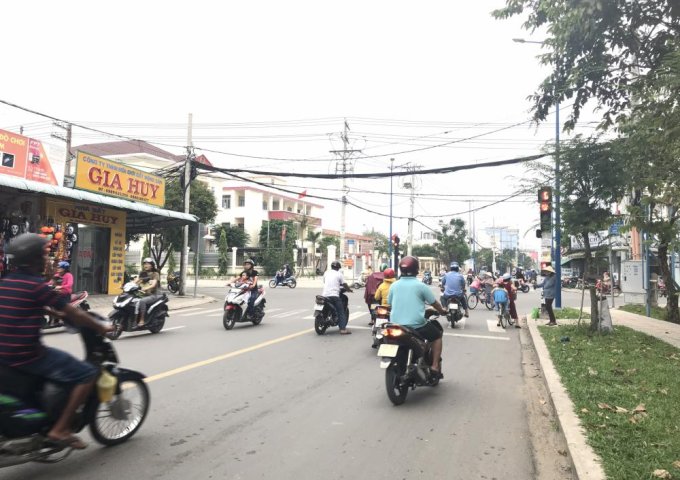 Cần bán nhà đường Nguyễn Thị Đặng, gần chợ sầm uất, khu dân cư an ninh, dân trí cao
