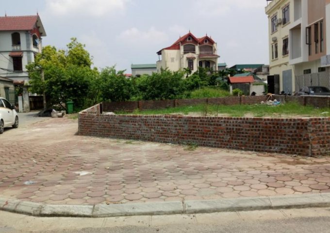 Bán đất 3 mặt đường tại xóm 6 Xã Đông Dư, Gia Lâm, Hà Nội