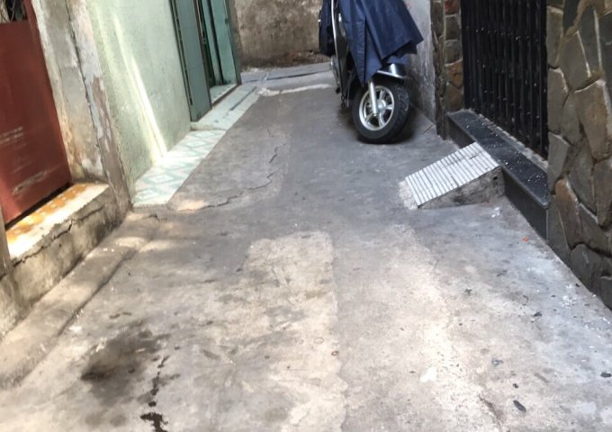 Bán nhà 111/44 Huỳnh Văn Bánh, P. 17, Phú Nhuận