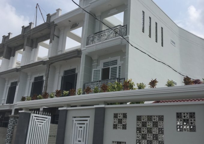 Nhà phố liền kề, ngã tư Xoài Đôi, Bình Chánh